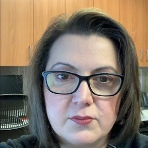 Meet your Posher, Traci